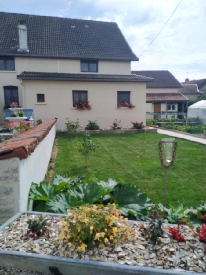 A La Maison Du Bonheur Lanty-sur-Aube Dış mekan fotoğraf